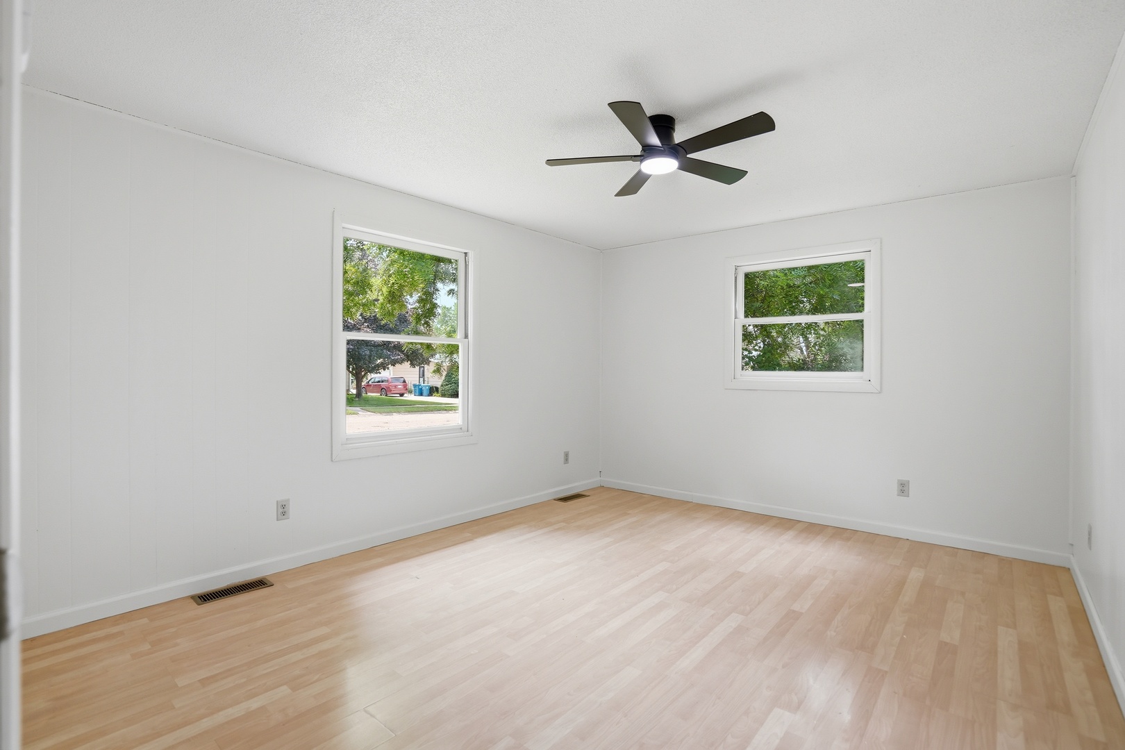 1110 8th Street Property Photo 21