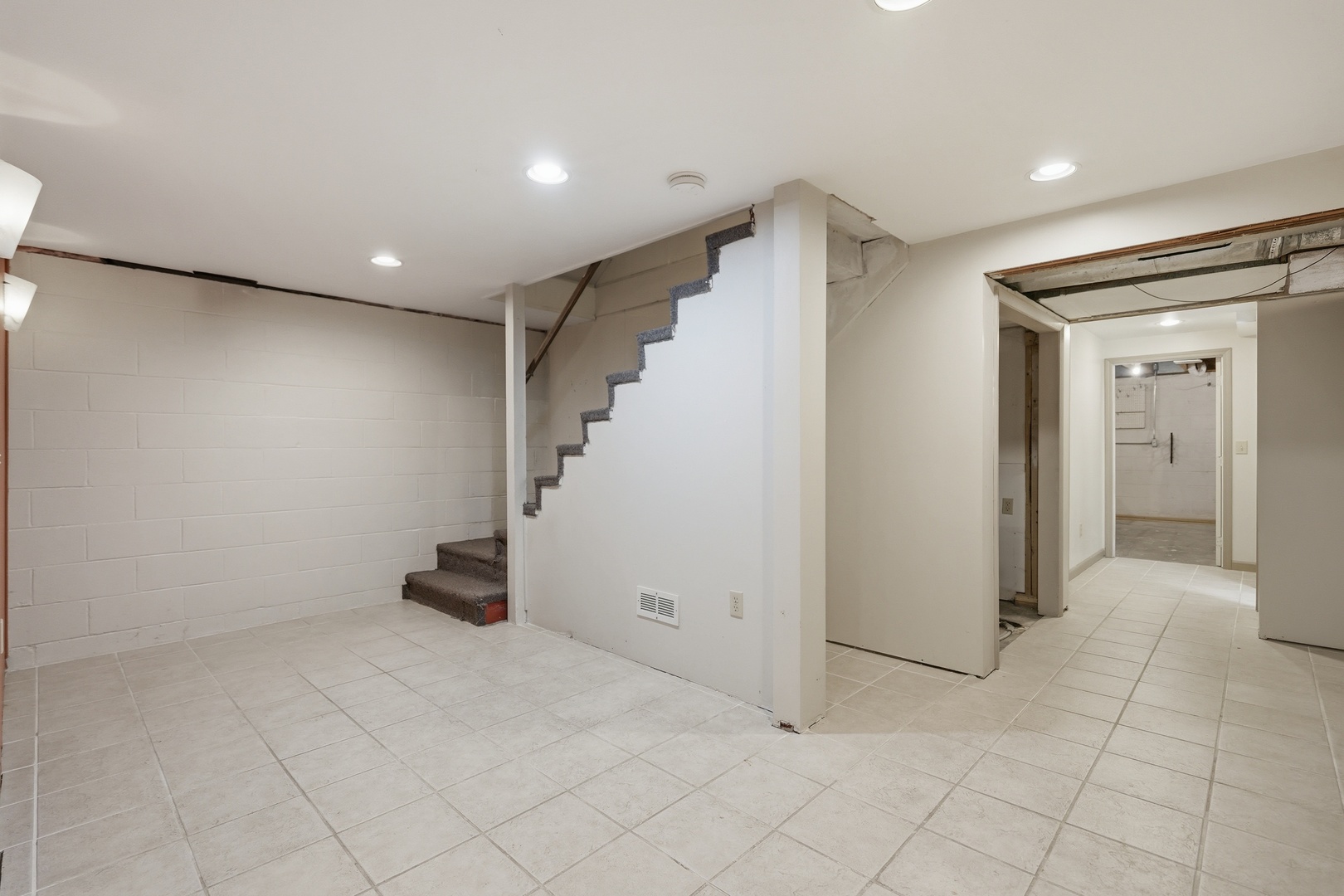 1110 8th Street Property Photo 22