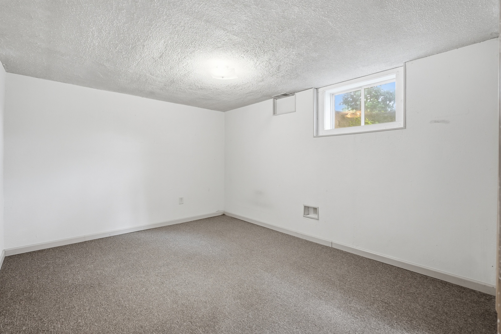 1110 8th Street Property Photo 24