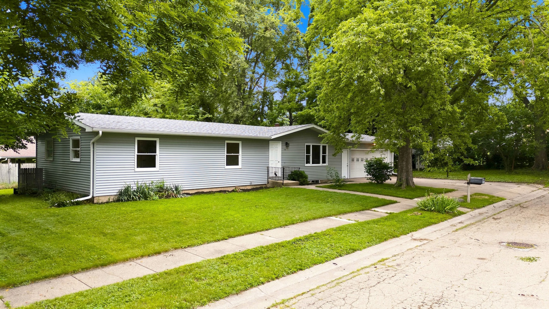 1110 8th Street Property Photo 35