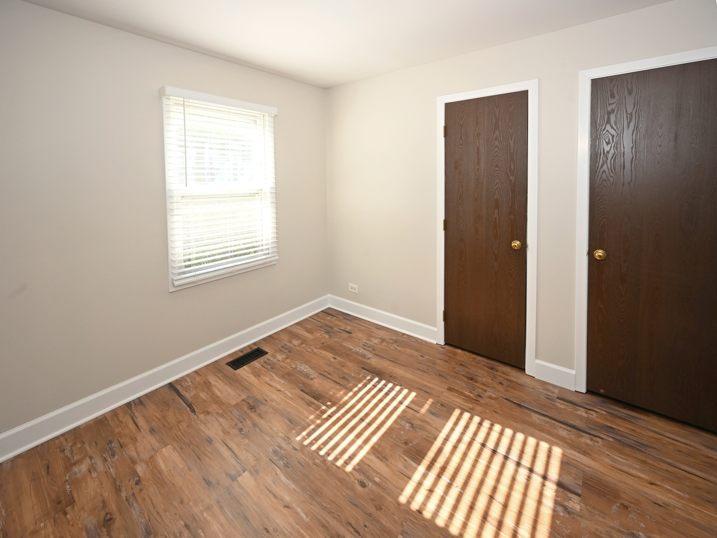 230 University Lane Property Photo 15