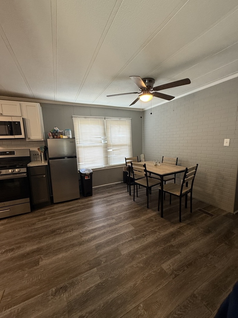 91 Candlegate Circle Property Photo 10