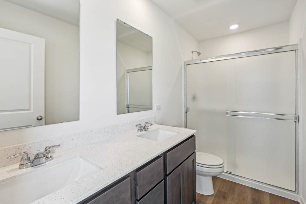 1370 Foxglove Drive Property Photo 17