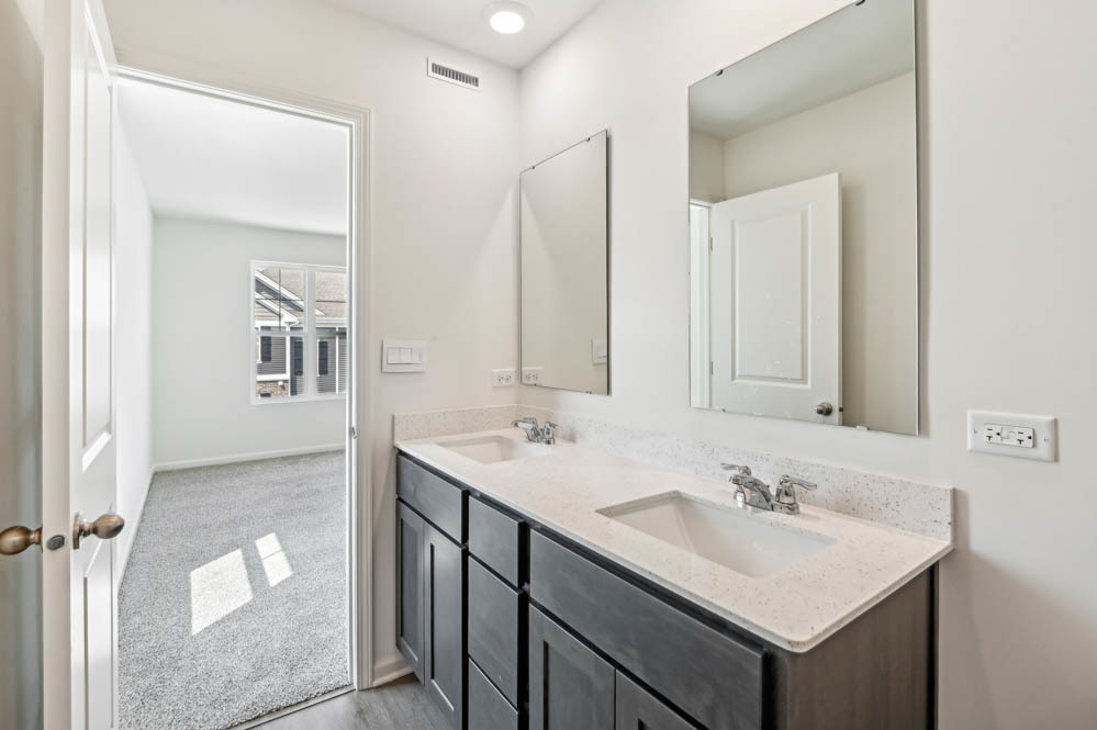 1370 Foxglove Drive Property Photo 18