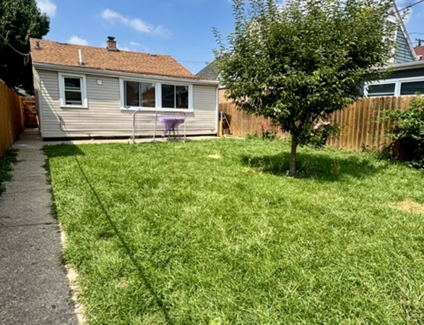 1823 N 37th Avenue Property Photo 12