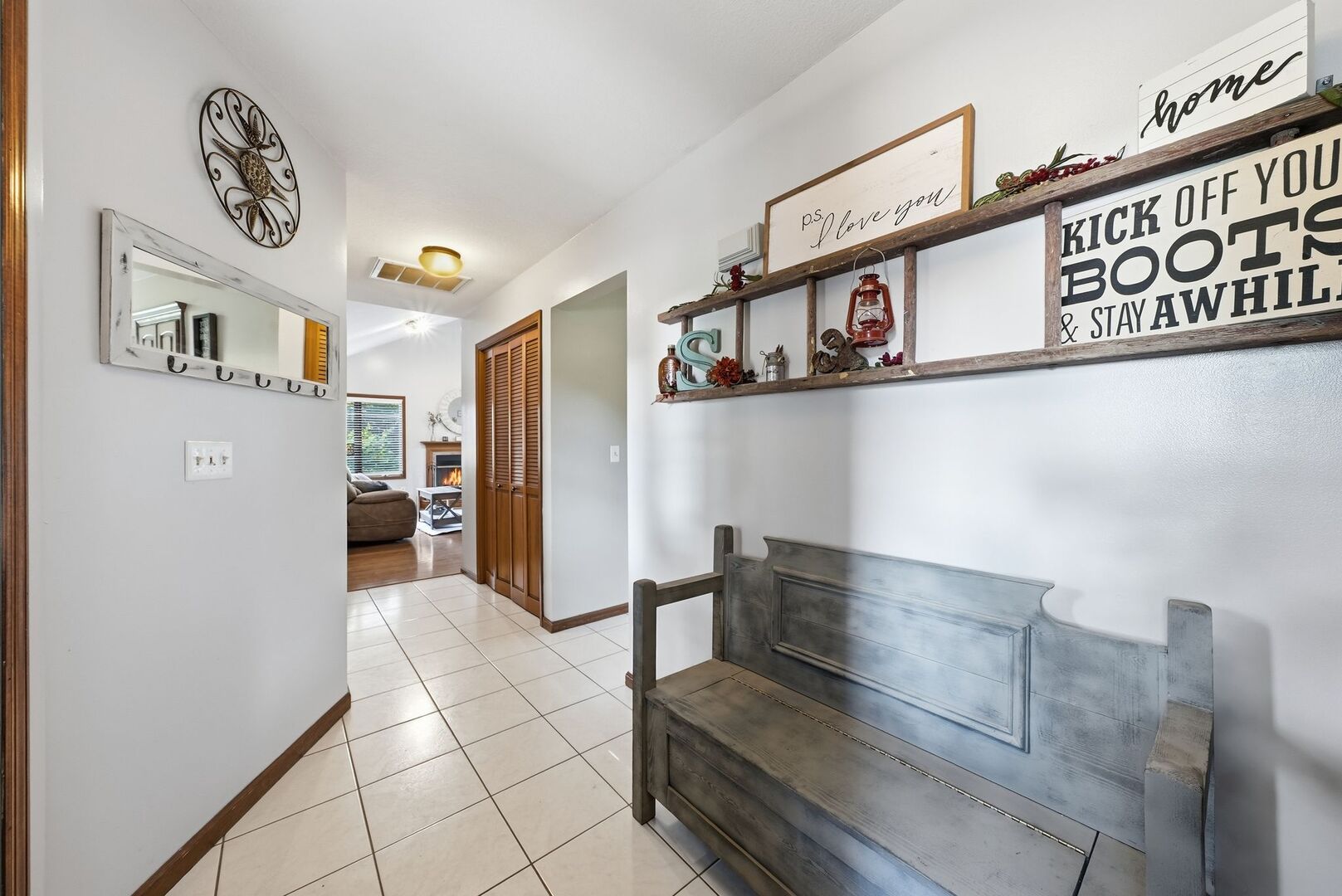 8 Woodside Avenue Property Photo 4