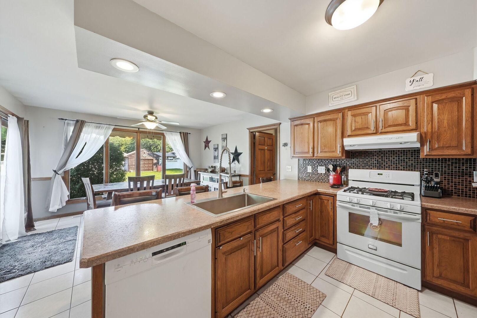 8 Woodside Avenue Property Photo 9