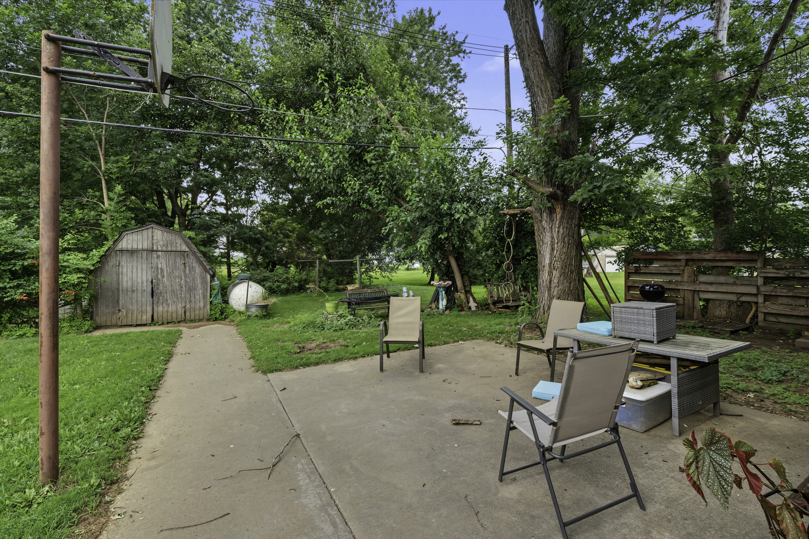 111 Broadway Street Property Photo 22