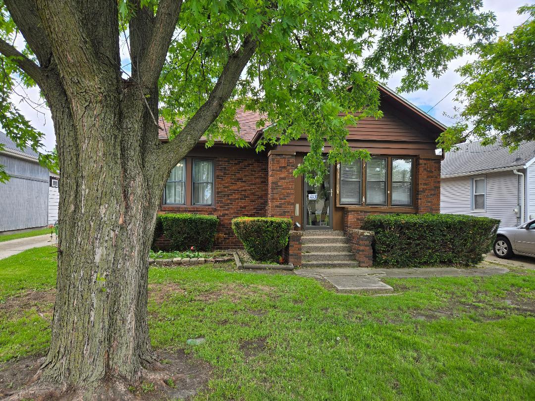 1113 Johnson Street Property Photo 1
