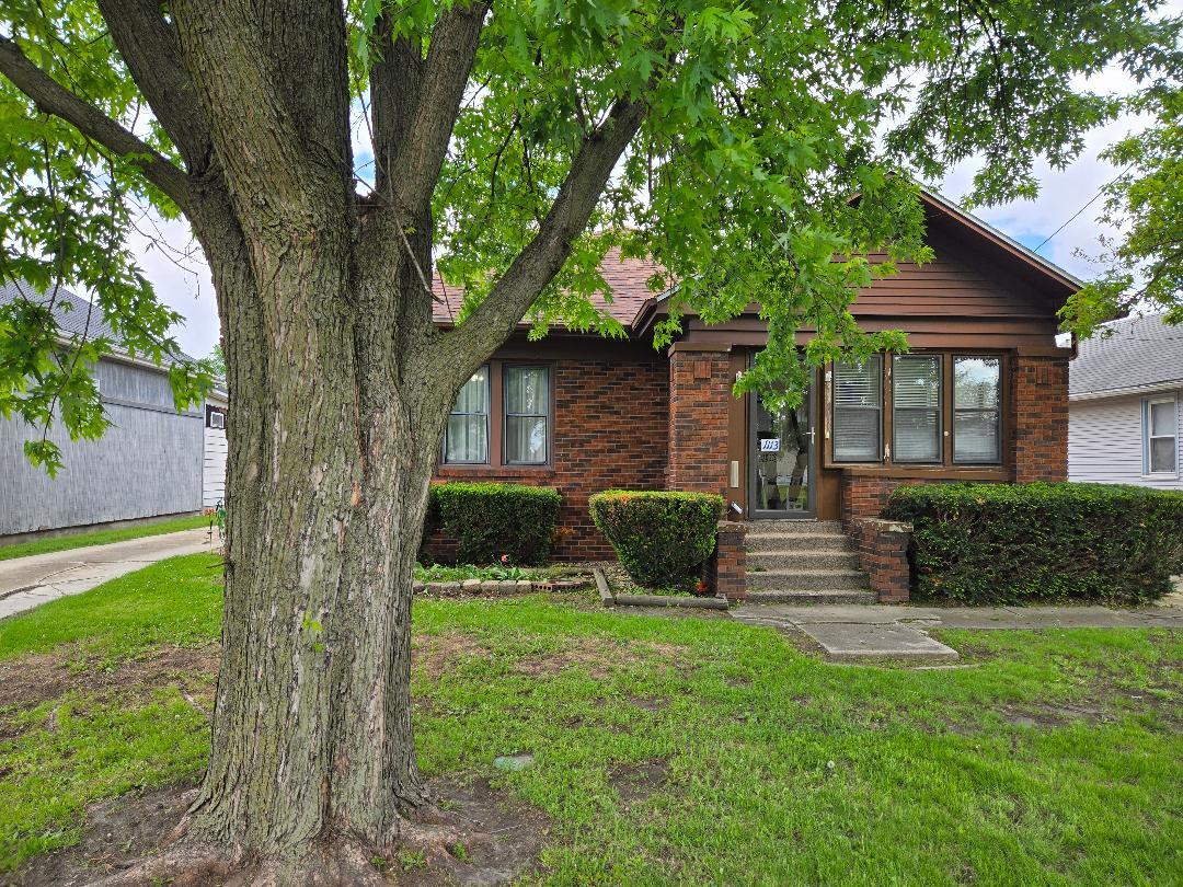 1113 Johnson Street Property Photo 2