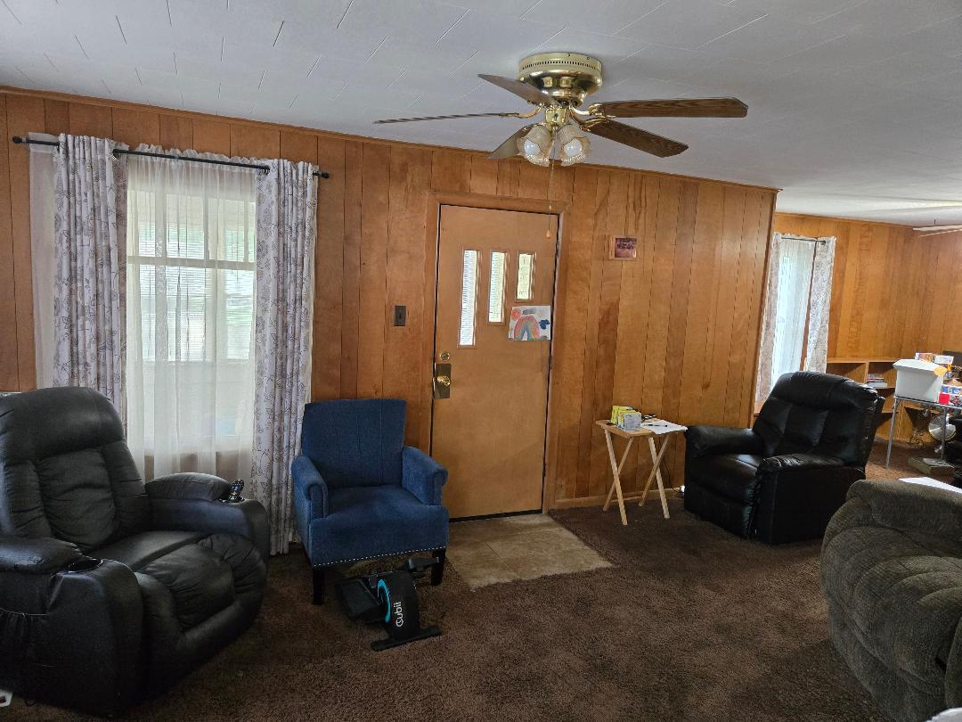 1113 Johnson Street Property Photo 8