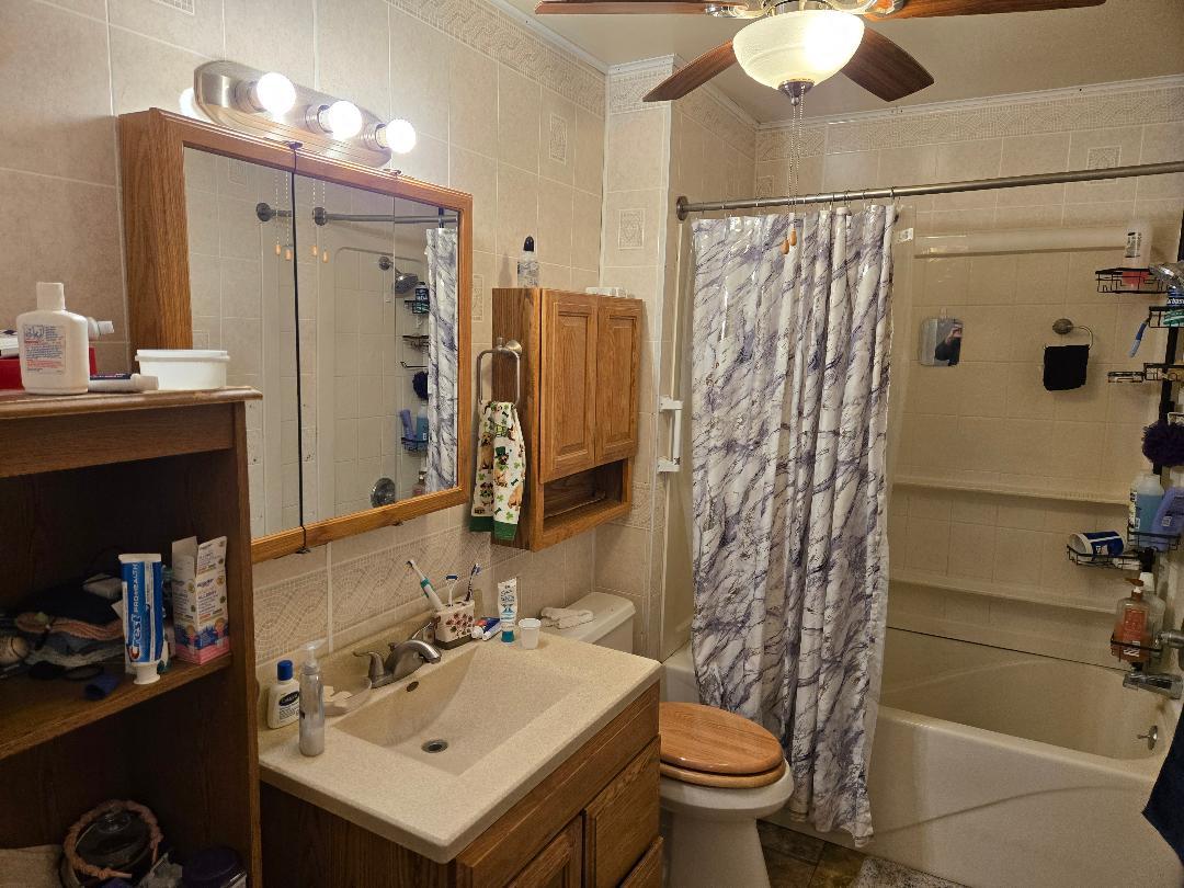 1113 Johnson Street Property Photo 13