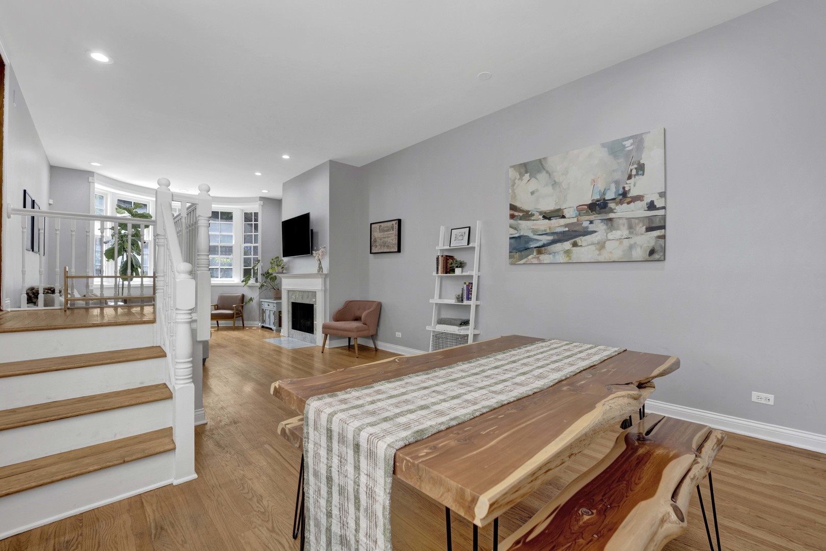 626 W Wrightwood Avenue 1e Property Photo 8