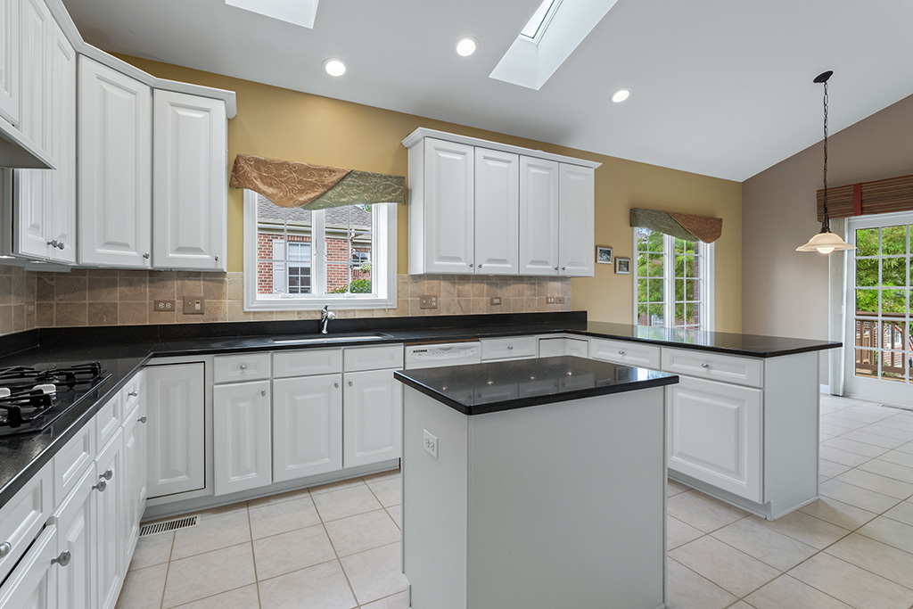 13216 Greenleaf Trail Property Photo 14