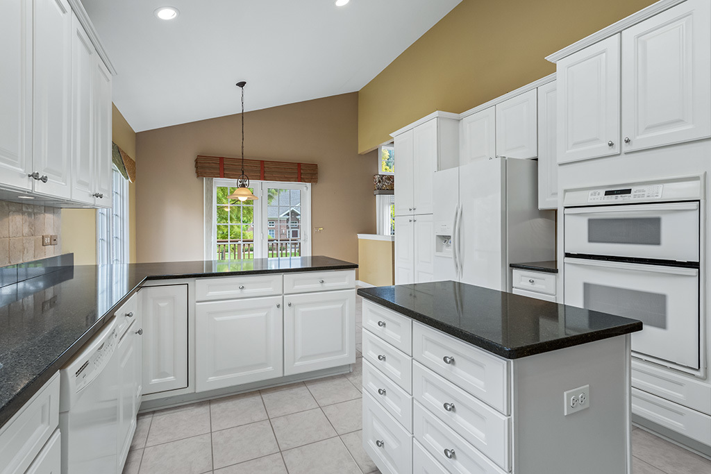 13216 Greenleaf Trail Property Photo 16