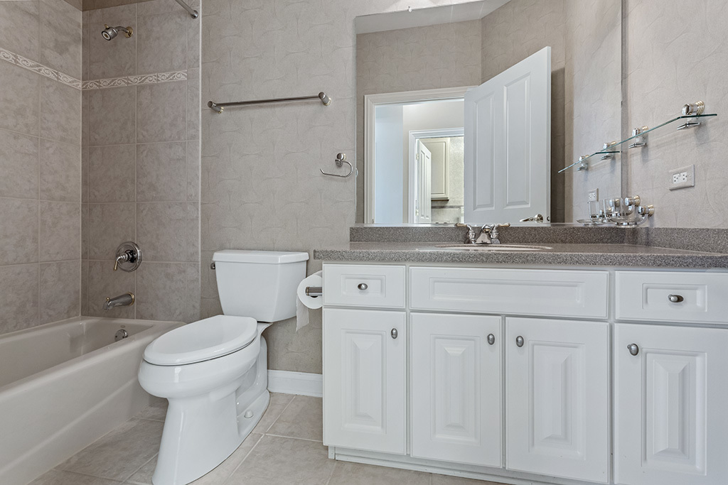 13216 Greenleaf Trail Property Photo 32