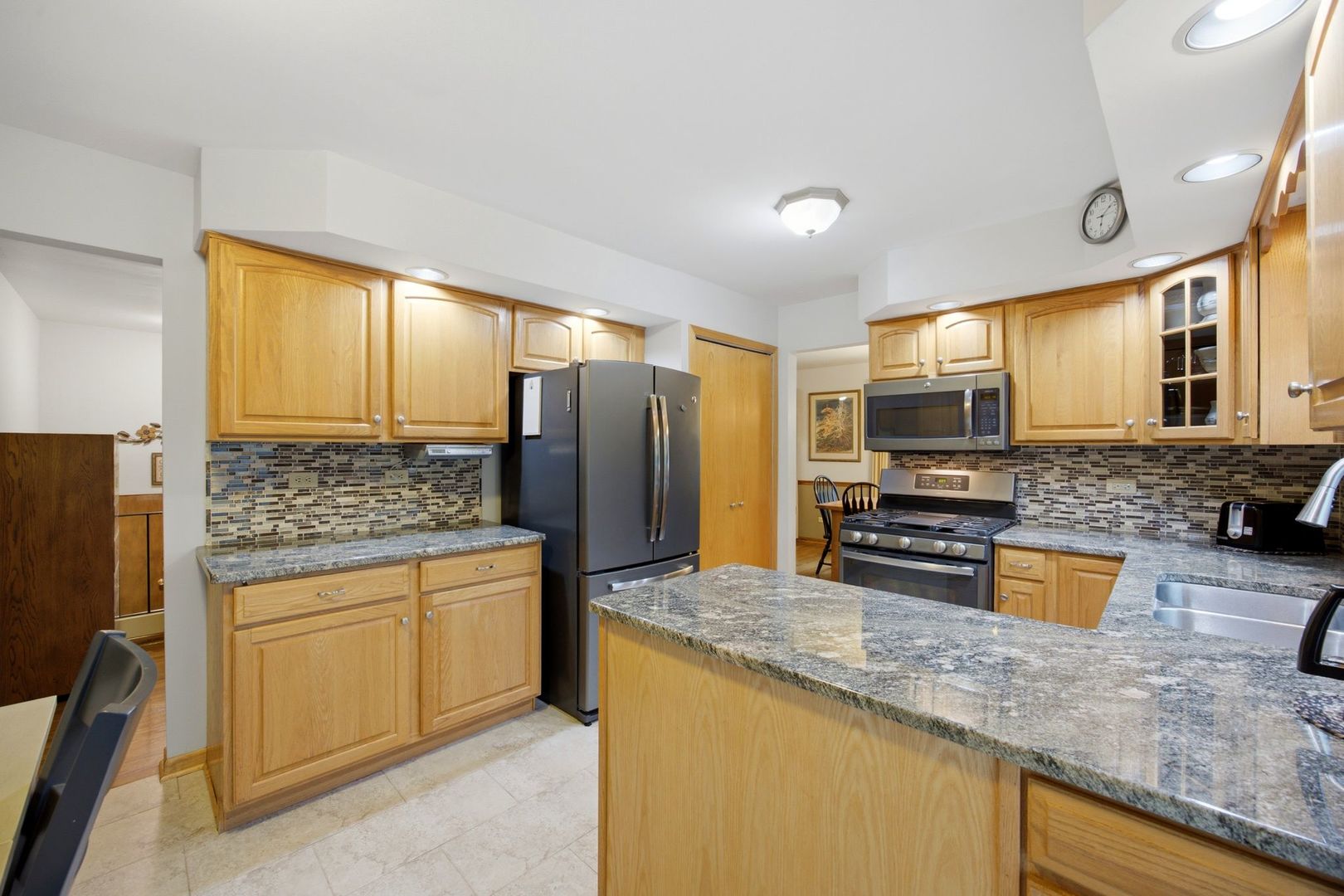 6511 Dunham Road Property Photo 5