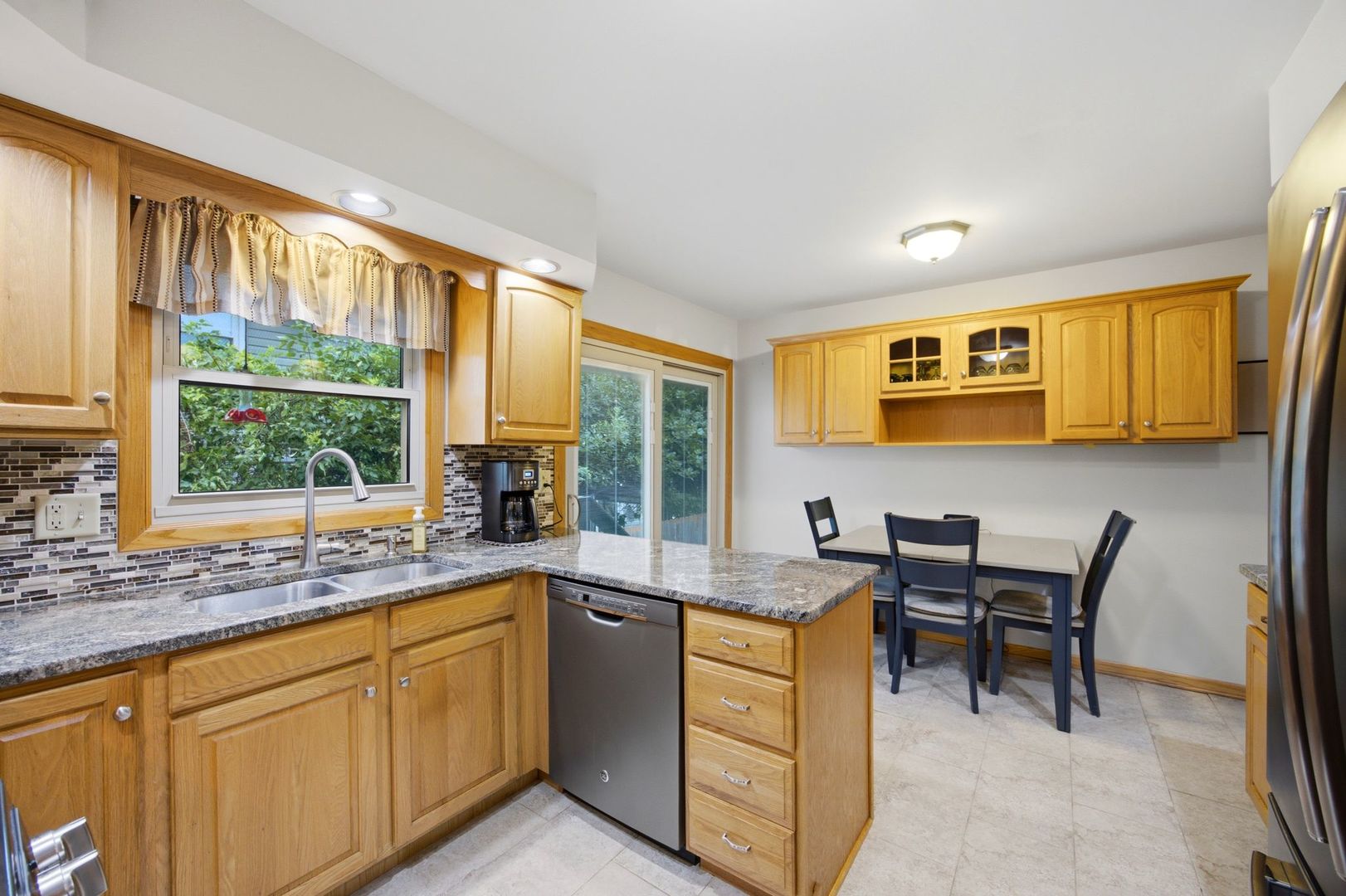 6511 Dunham Road Property Photo 6