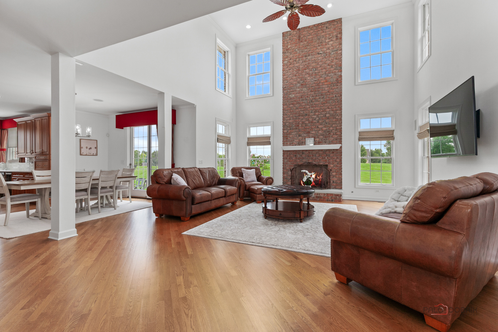 5 Hawthorn Grove Circle Property Photo 10