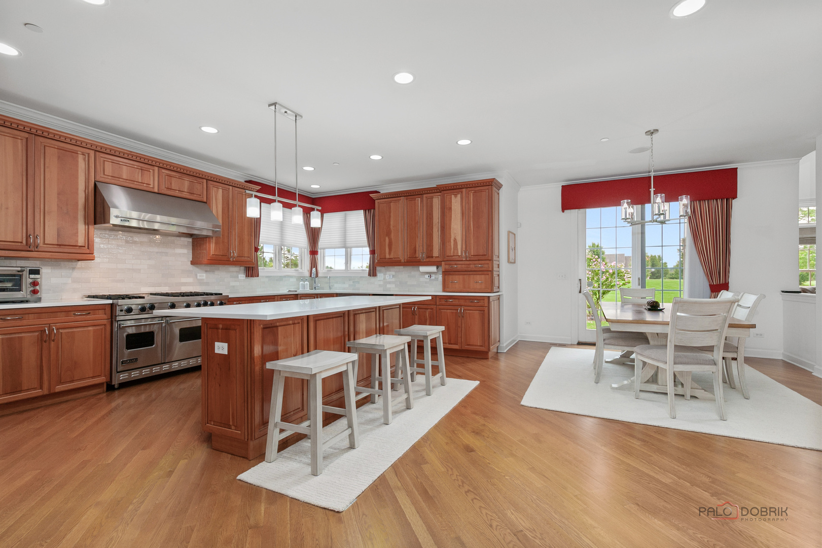 5 Hawthorn Grove Circle Property Photo 14