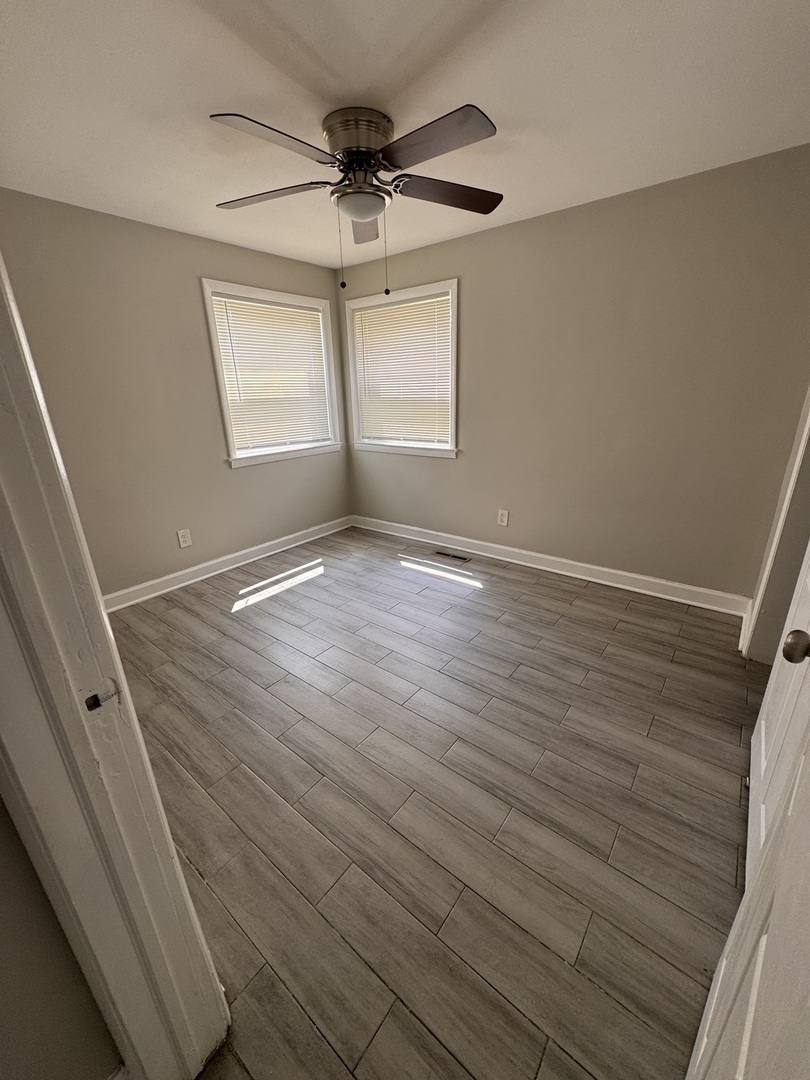 18446 Torrence Avenue 1e Property Photo 7