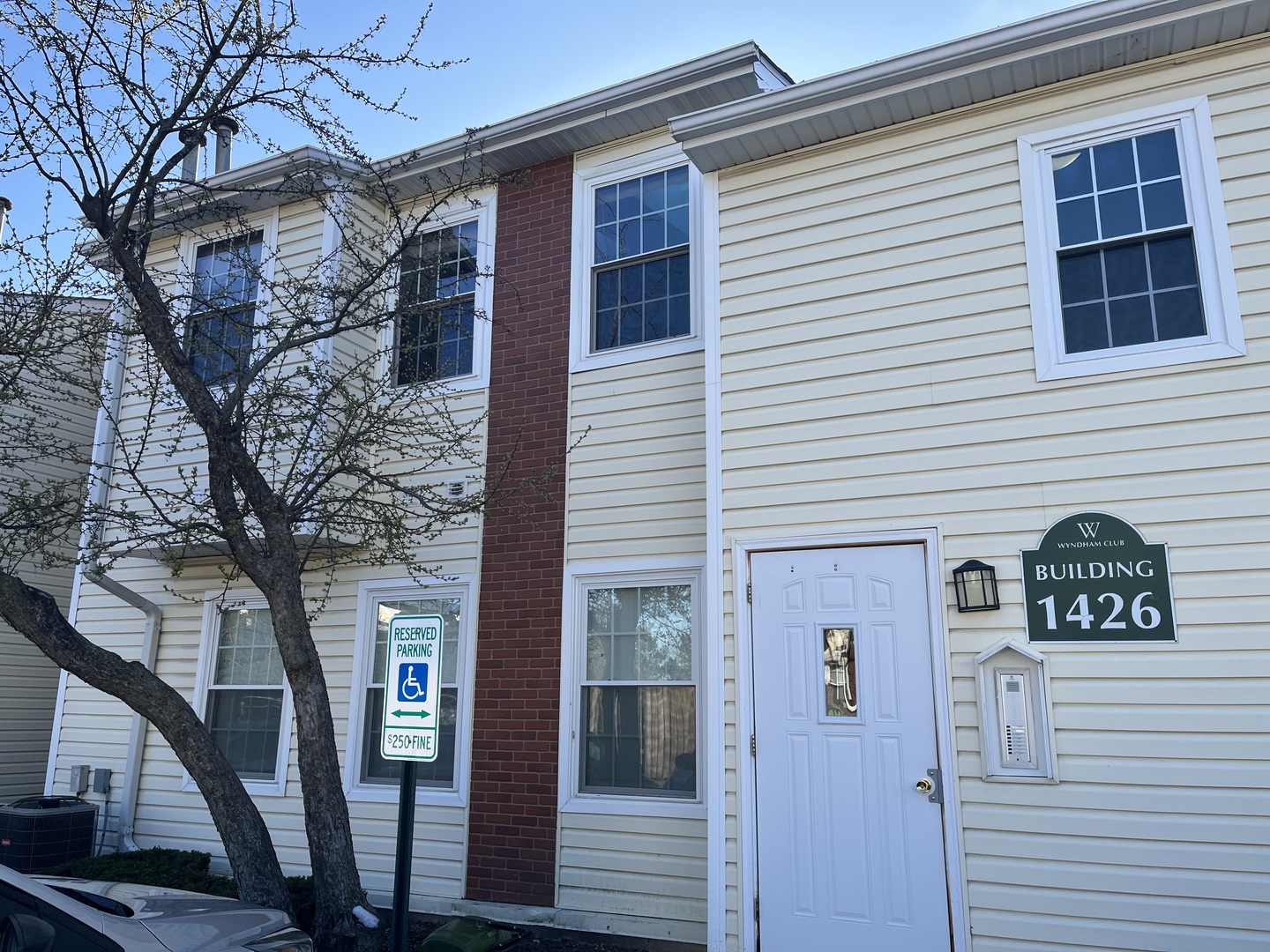 1426 E Wyndham Circle 202