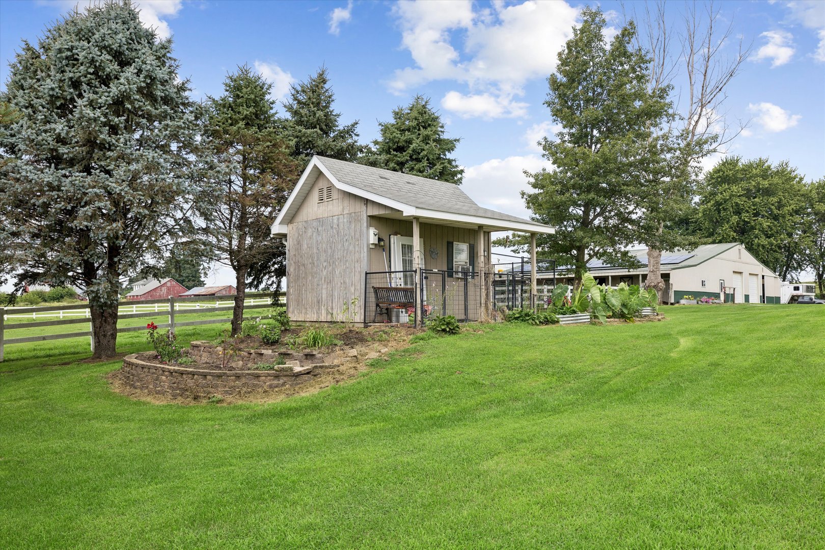 12433 Prairie Center Road Property Photo 9