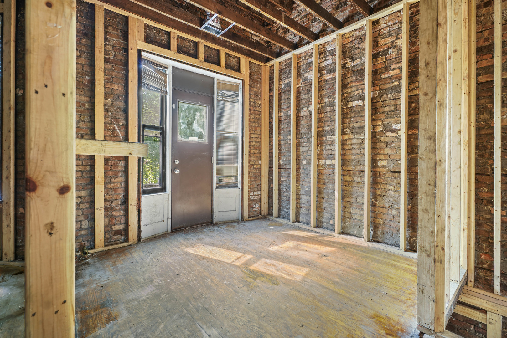 6215 S Evans Avenue Property Photo 10