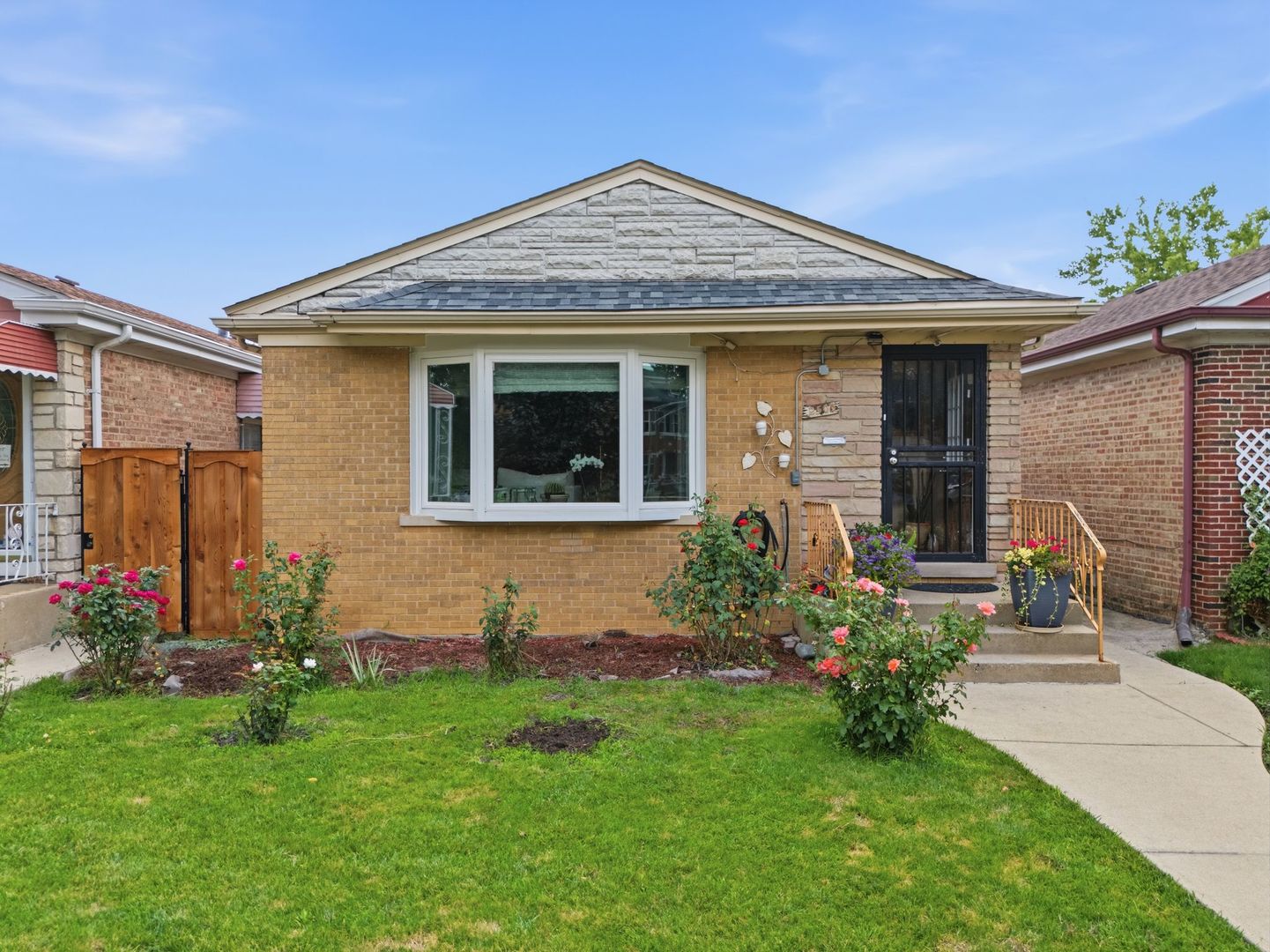 2503 N Menard Avenue Property Photo 1