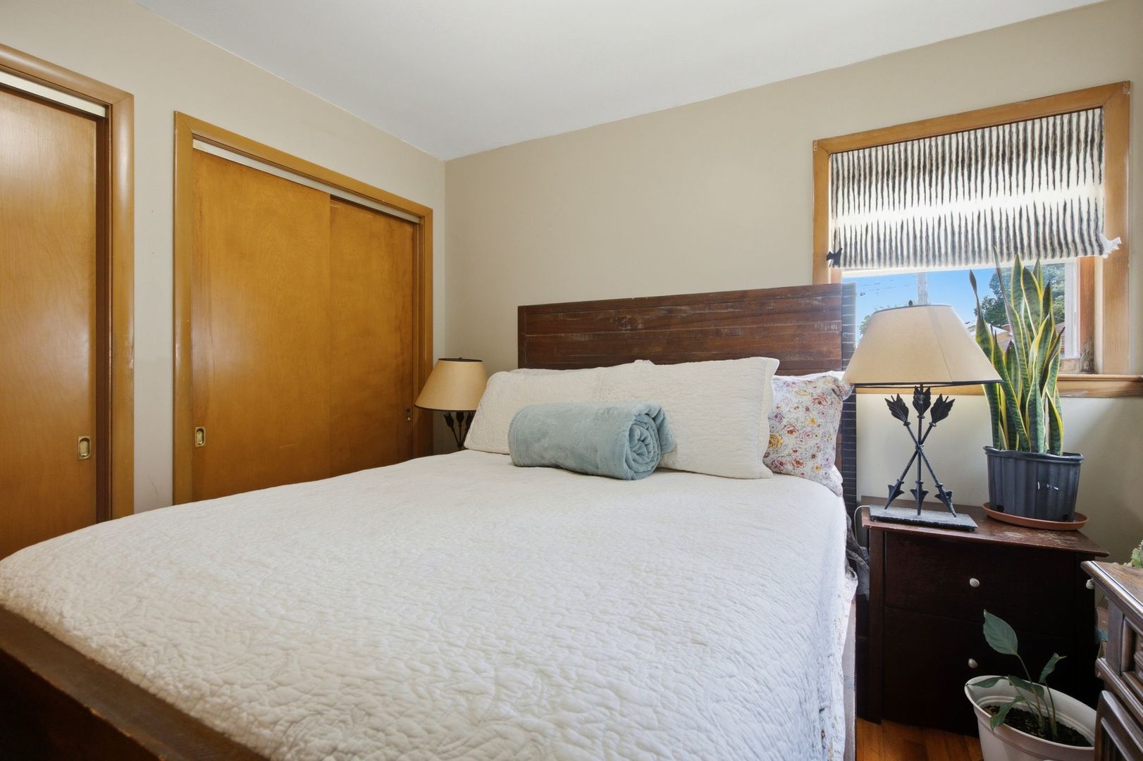 2503 N Menard Avenue Property Photo 19