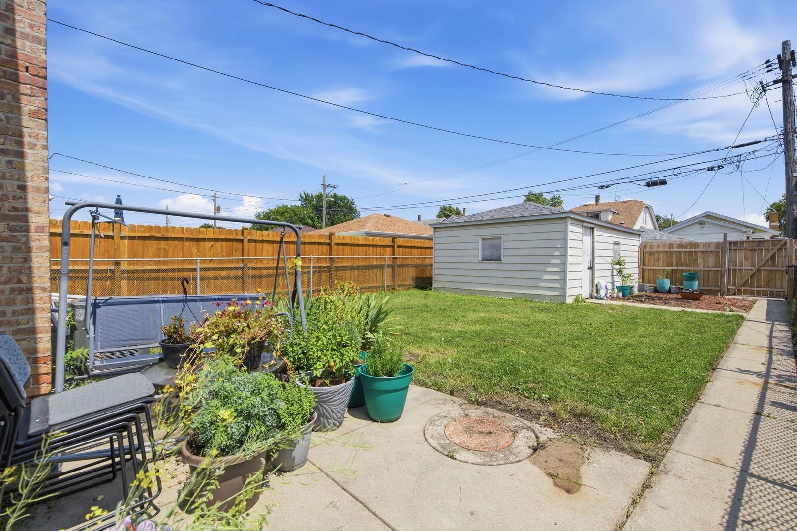 2503 N Menard Avenue Property Photo 28