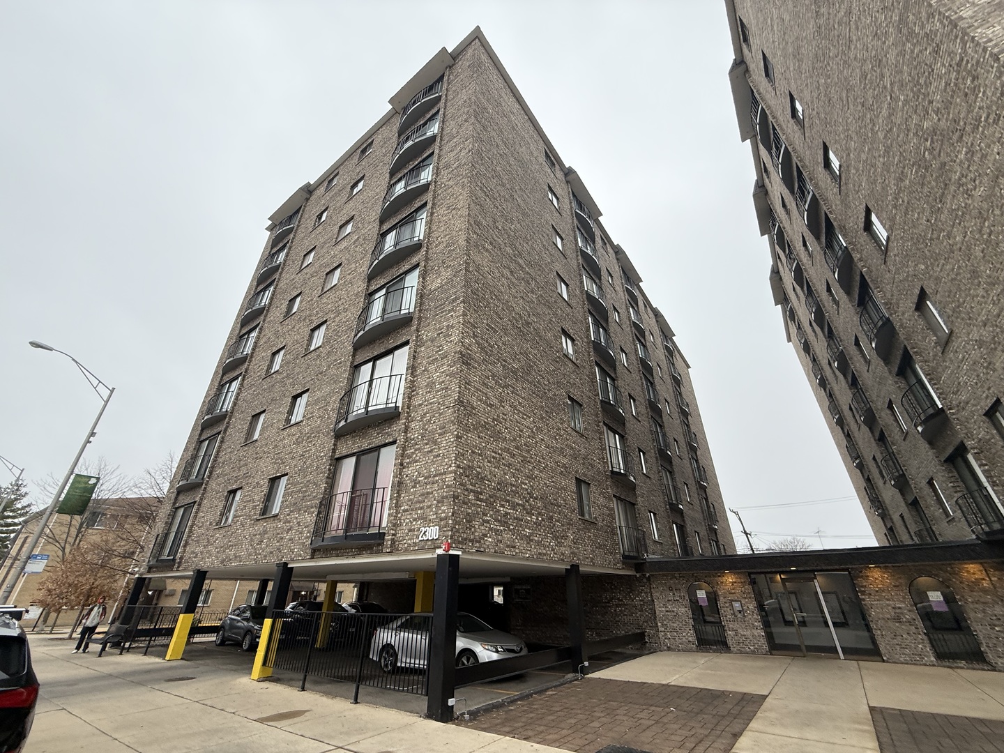 2300 N Harlem Avenue 606 Property Photo 1