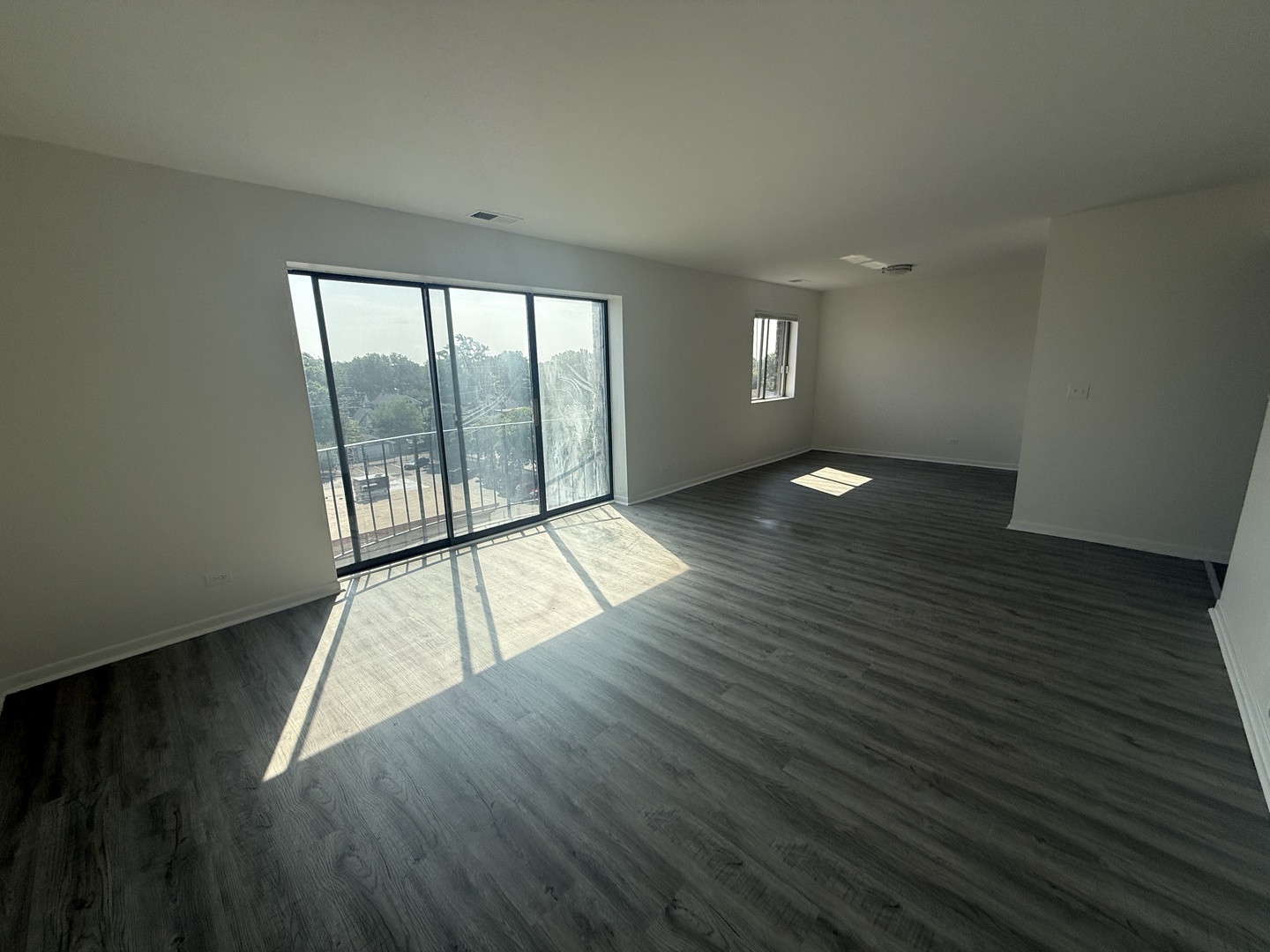2300 N Harlem Avenue 606 Property Photo 6