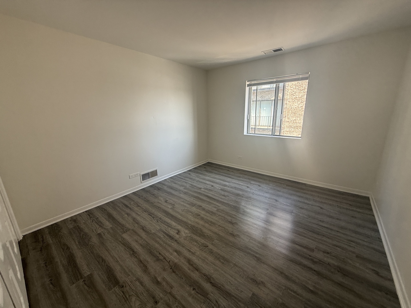 2300 N Harlem Avenue 606 Property Photo 7