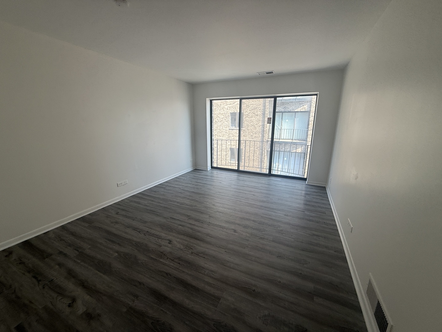 2300 N Harlem Avenue 606 Property Photo 9