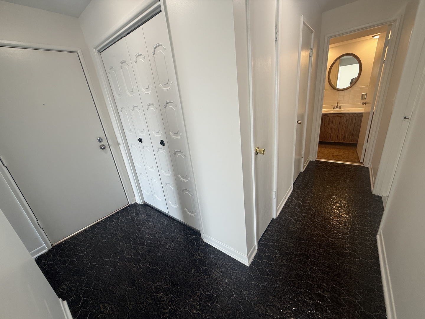 2300 N Harlem Avenue 606 Property Photo 12