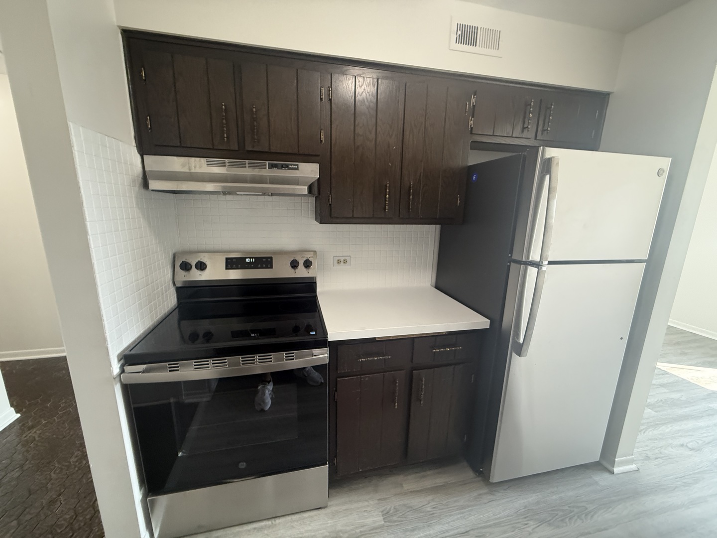 2300 N Harlem Avenue 606 Property Photo 15