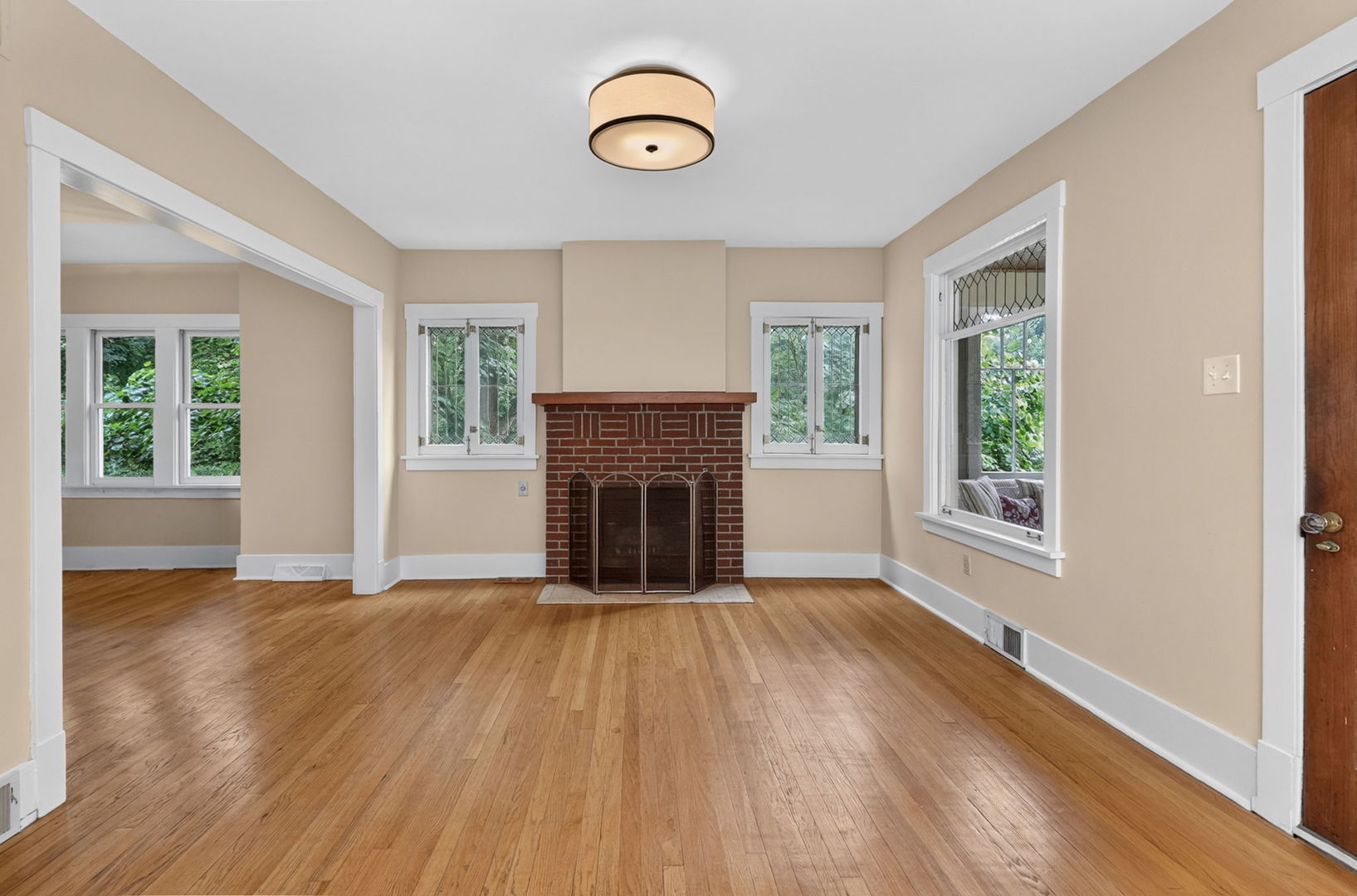 2 S Stough Street Property Photo 15