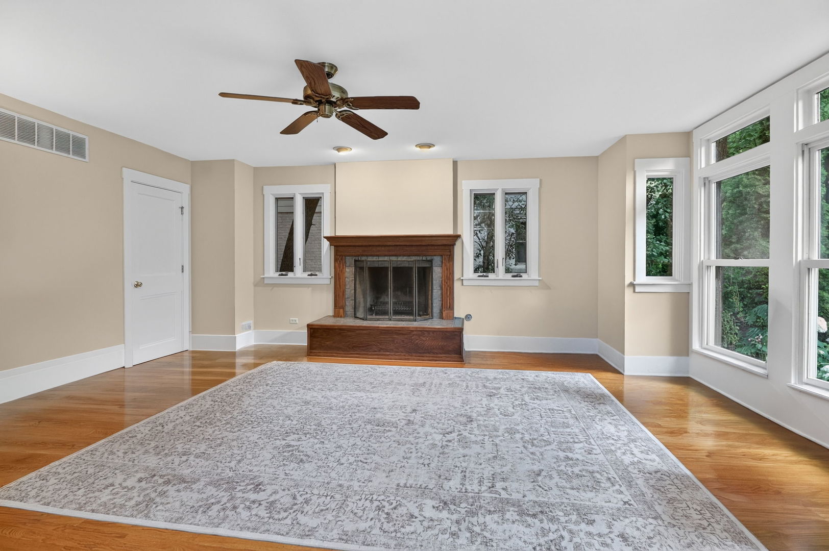 2 S Stough Street Property Photo 24