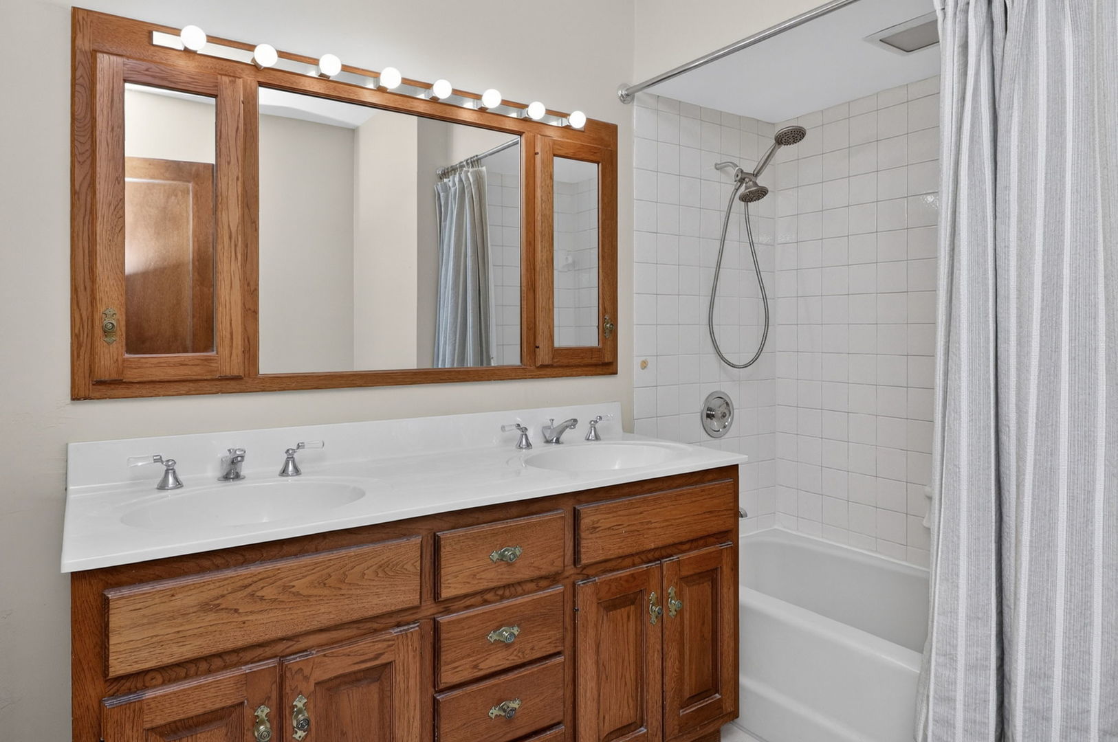 2 S Stough Street Property Photo 36