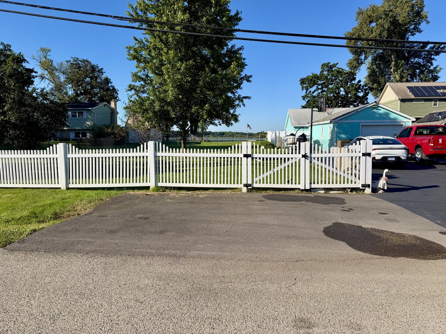 827 W Northeast Shore Drive Property Photo 19