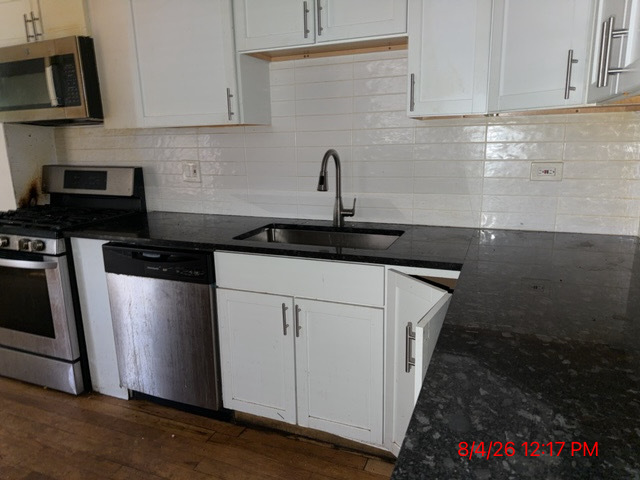 7430 S Champlain Avenue Property Photo 8
