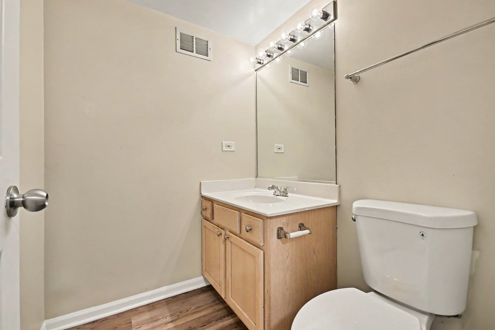 1033 Symphony Drive Property Photo 16