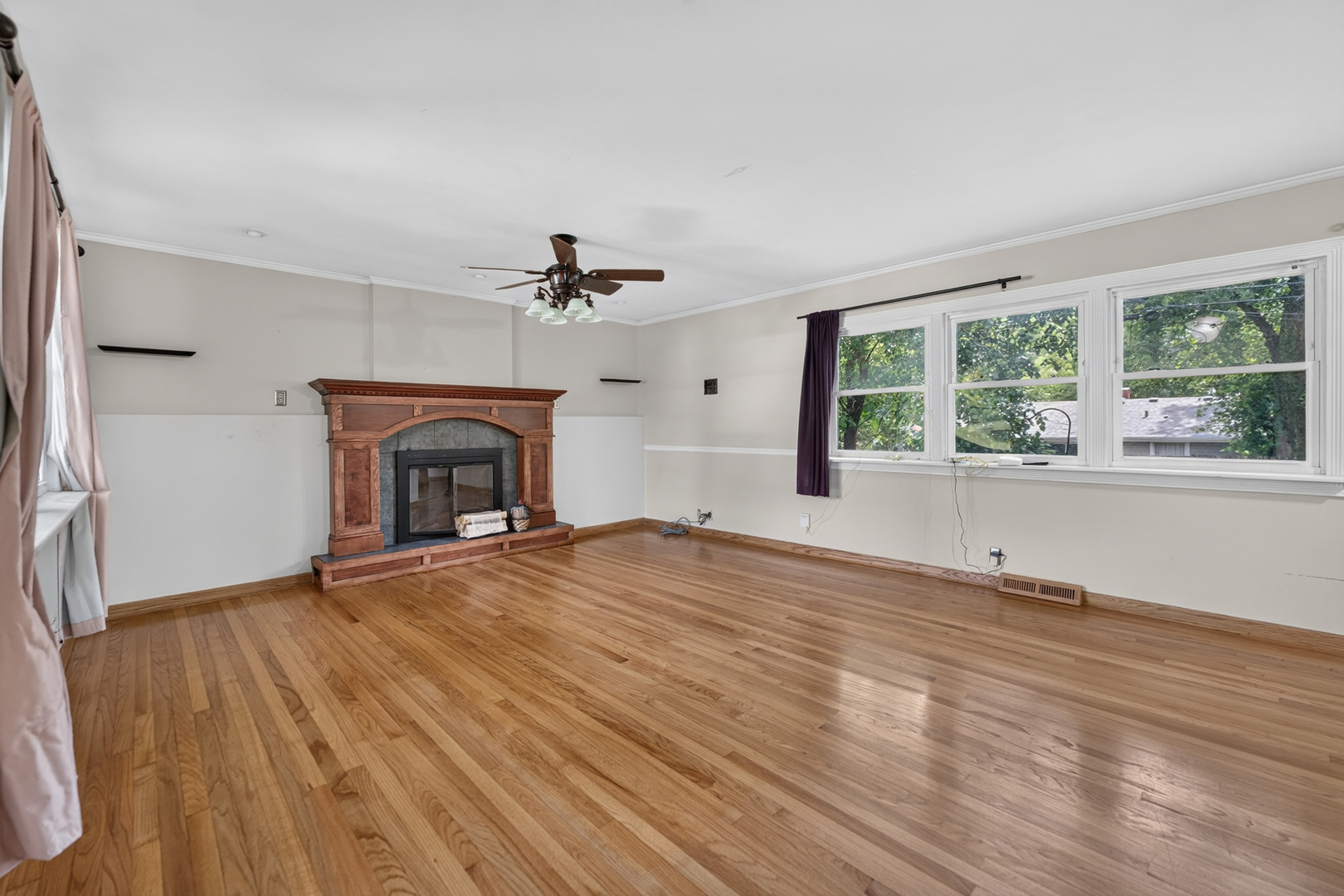 216 Fairmont Drive Property Photo 6