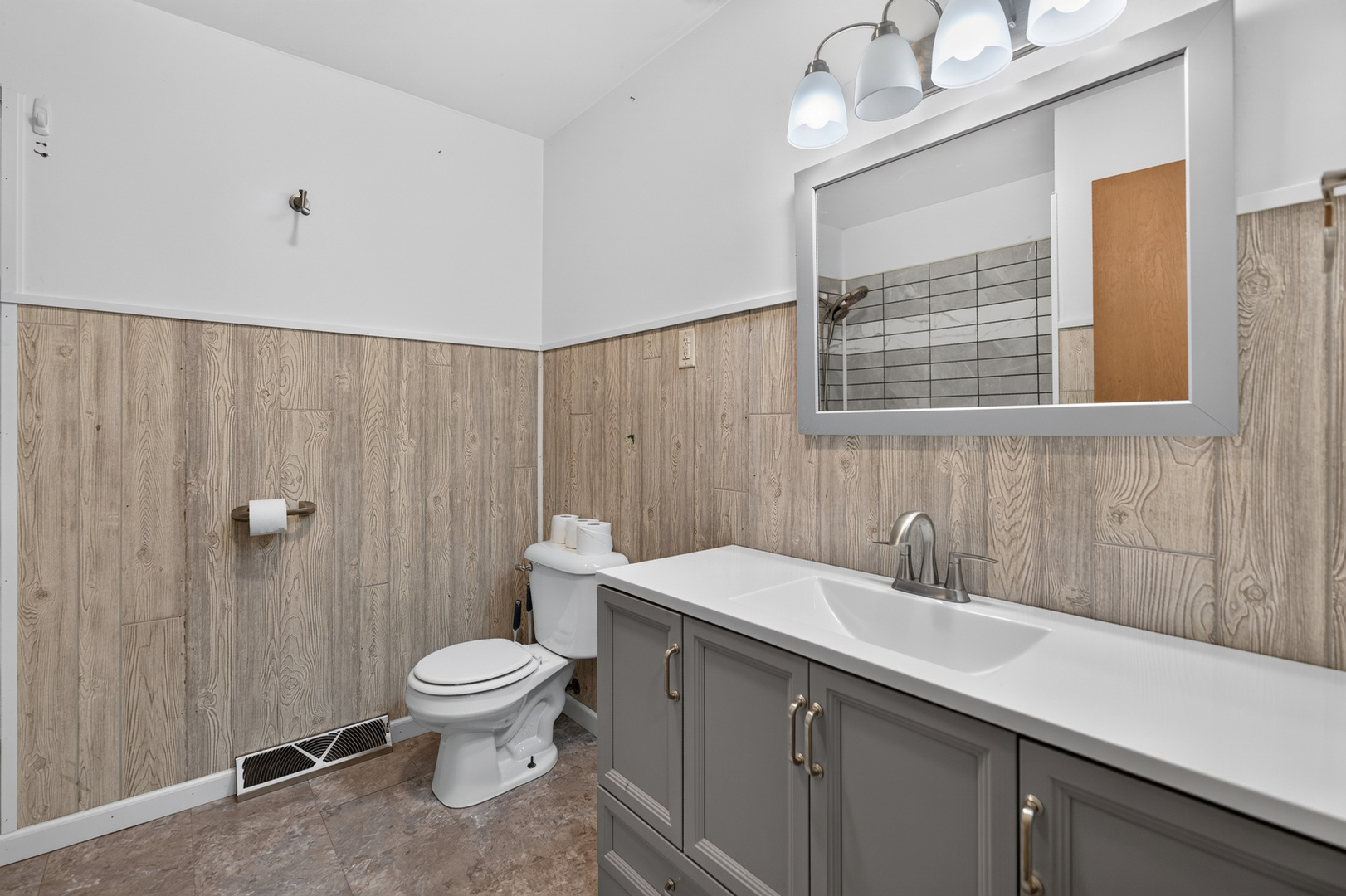 216 Fairmont Drive Property Photo 17