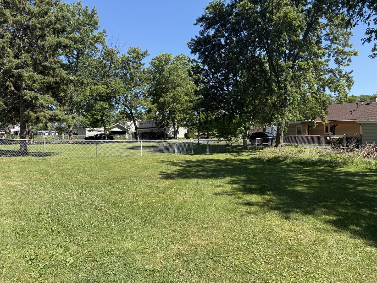 3048 Derrough Avenue Property Photo 1