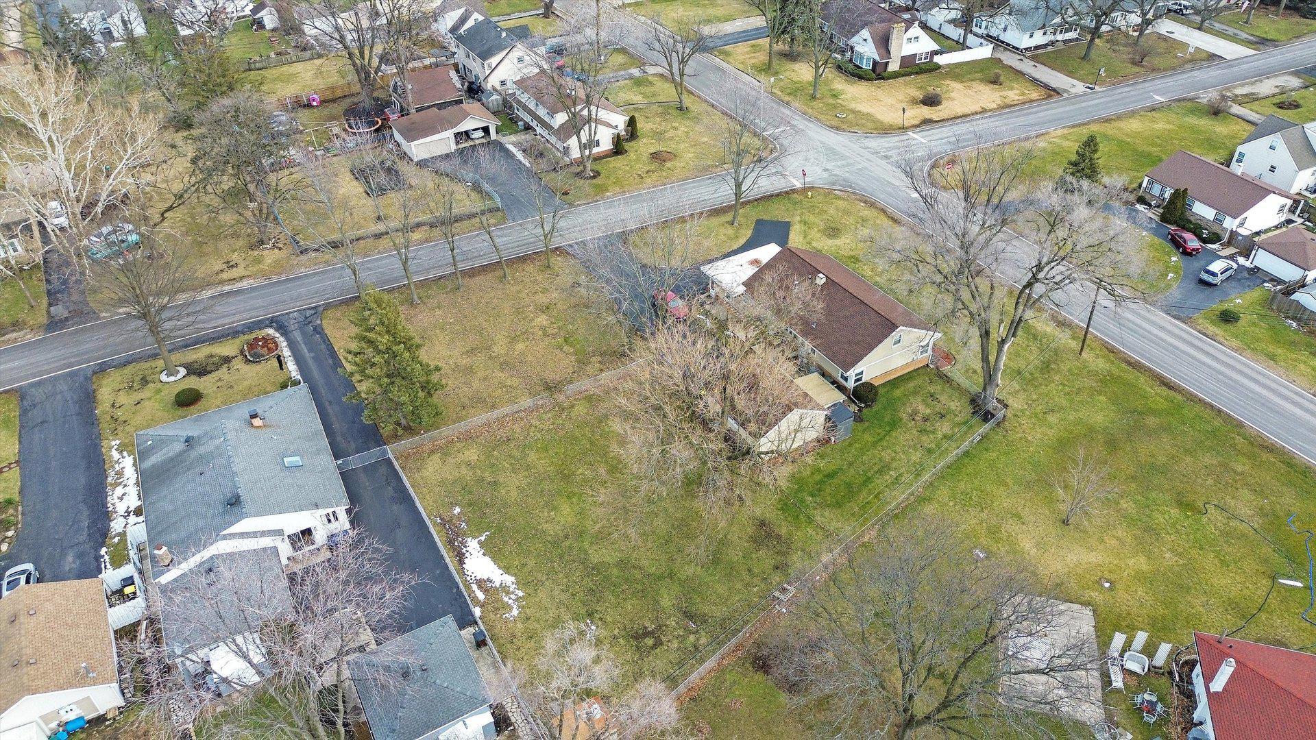 3048 Derrough Avenue Property Photo 4