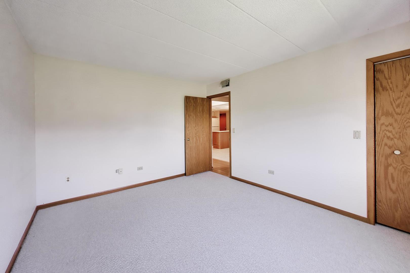 1365 Ashland Avenue 501 Property Photo 23