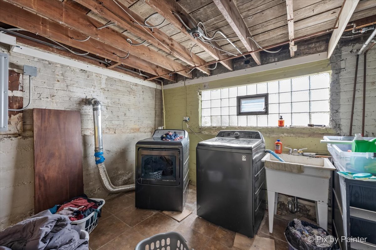 1711 Hartrey Avenue Property Photo 14