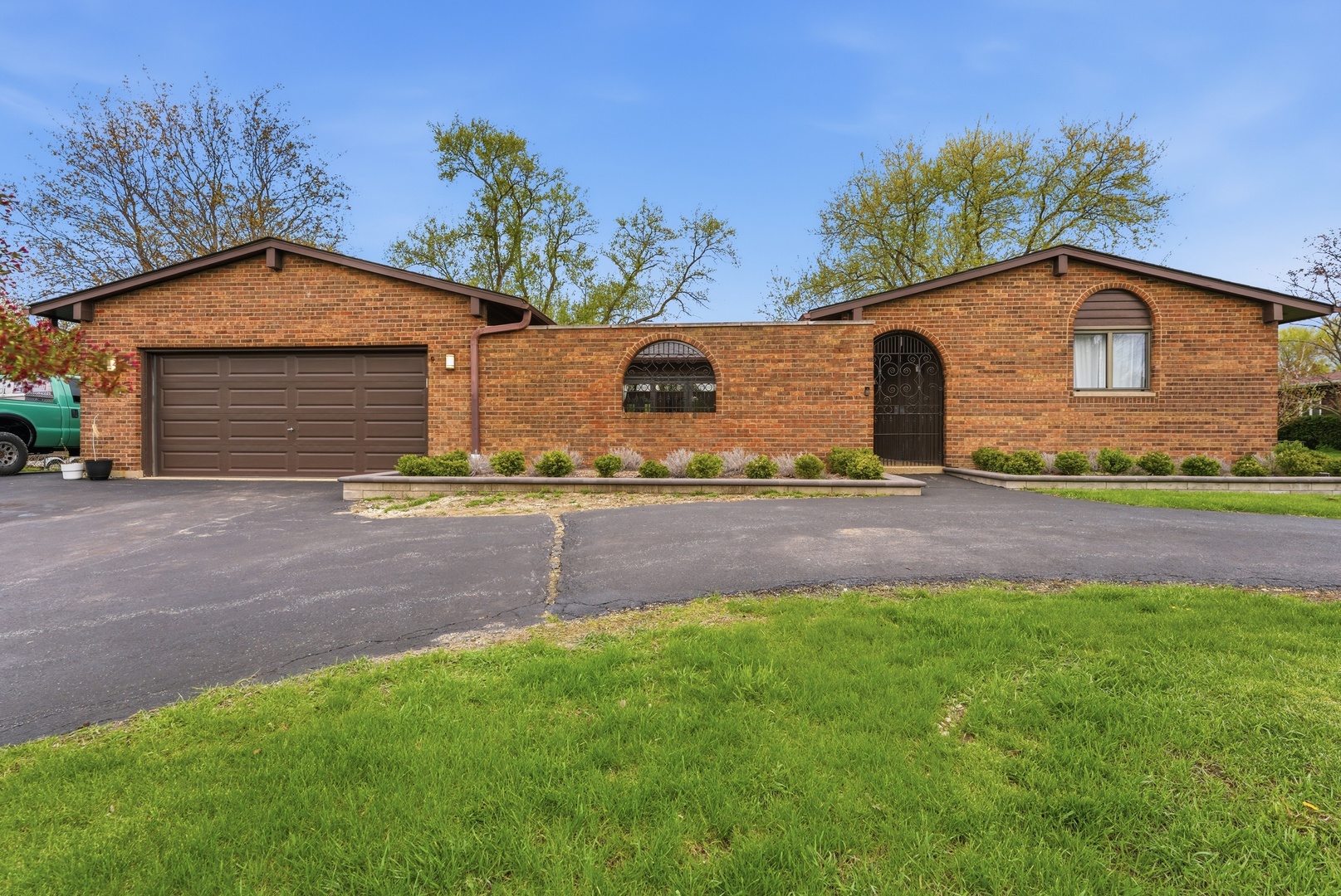 24262 W Rose Avenue